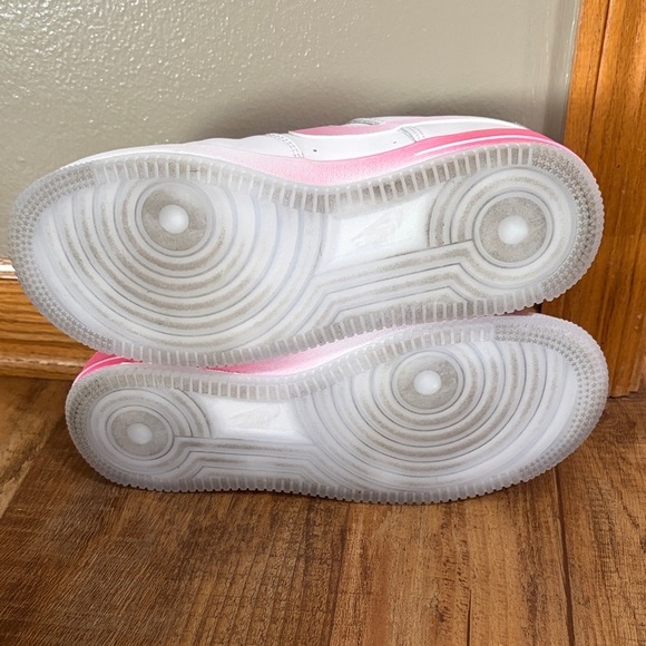 Nike Air Force 1 lotus flower limited edition shoes size 7.5 women or 5.5 Youth - Picture 12 of 15